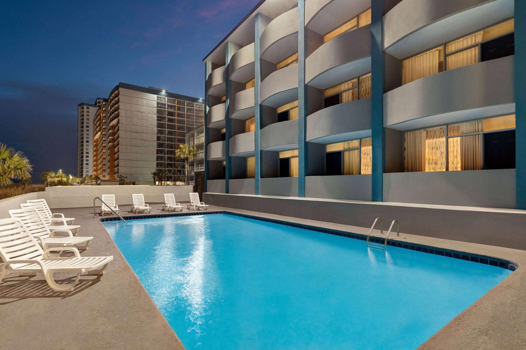 Days Inn By Wyndham Myrtle Beach-Beach Front Exteriér fotografie