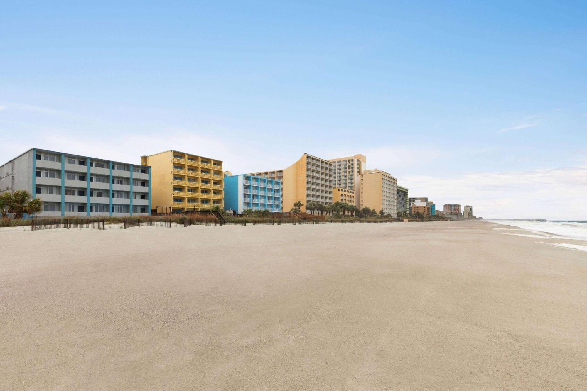Days Inn By Wyndham Myrtle Beach-Beach Front Exteriér fotografie